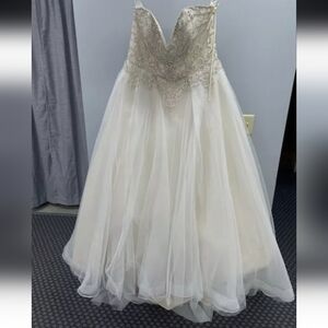 Strapless Ivory Light Gold Ballgown Wedding Dress, Size 22